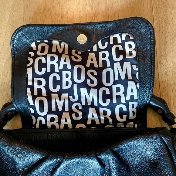 Marc By Marc Jacobs Black and Gold Leather Crossbody Purse - Picture 4 of 16